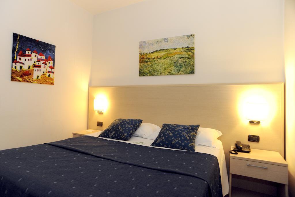 Hotel La Quercia Valmontone Værelse billede
